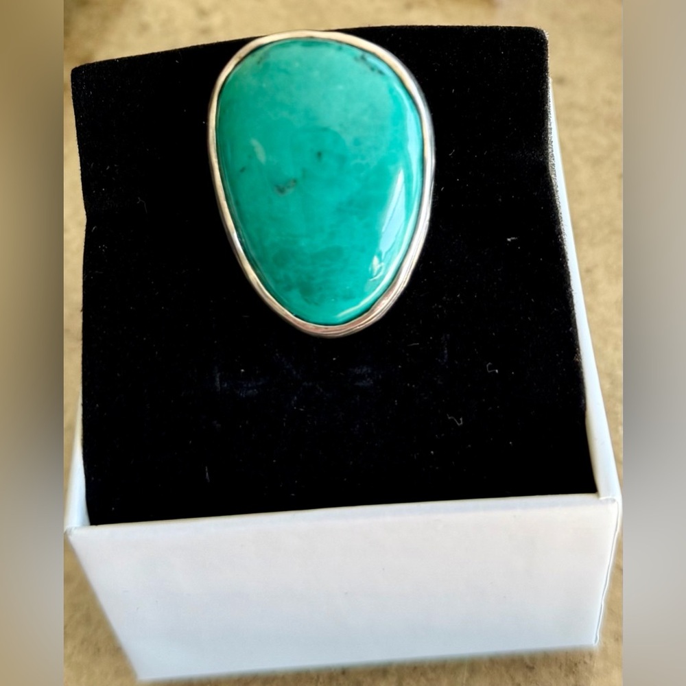 Silpada Vintage Sterling Silver Tumbled Turquoise Ring 16.3 Grams Size - 8